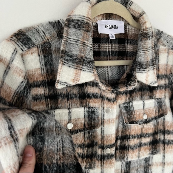 BB Dakota by Steve Madden Women’s Spread Collar Courtside Plaid Shacket Sz Large - Picture 2 of 6
